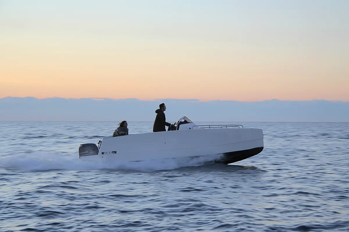 Nuva M6 Open - 